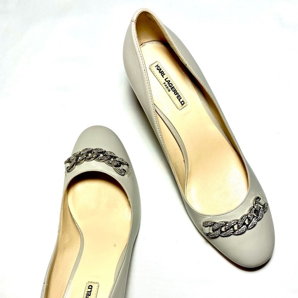 Low Heel Shoes block embroidered with silver strap - Picture 11 of 14